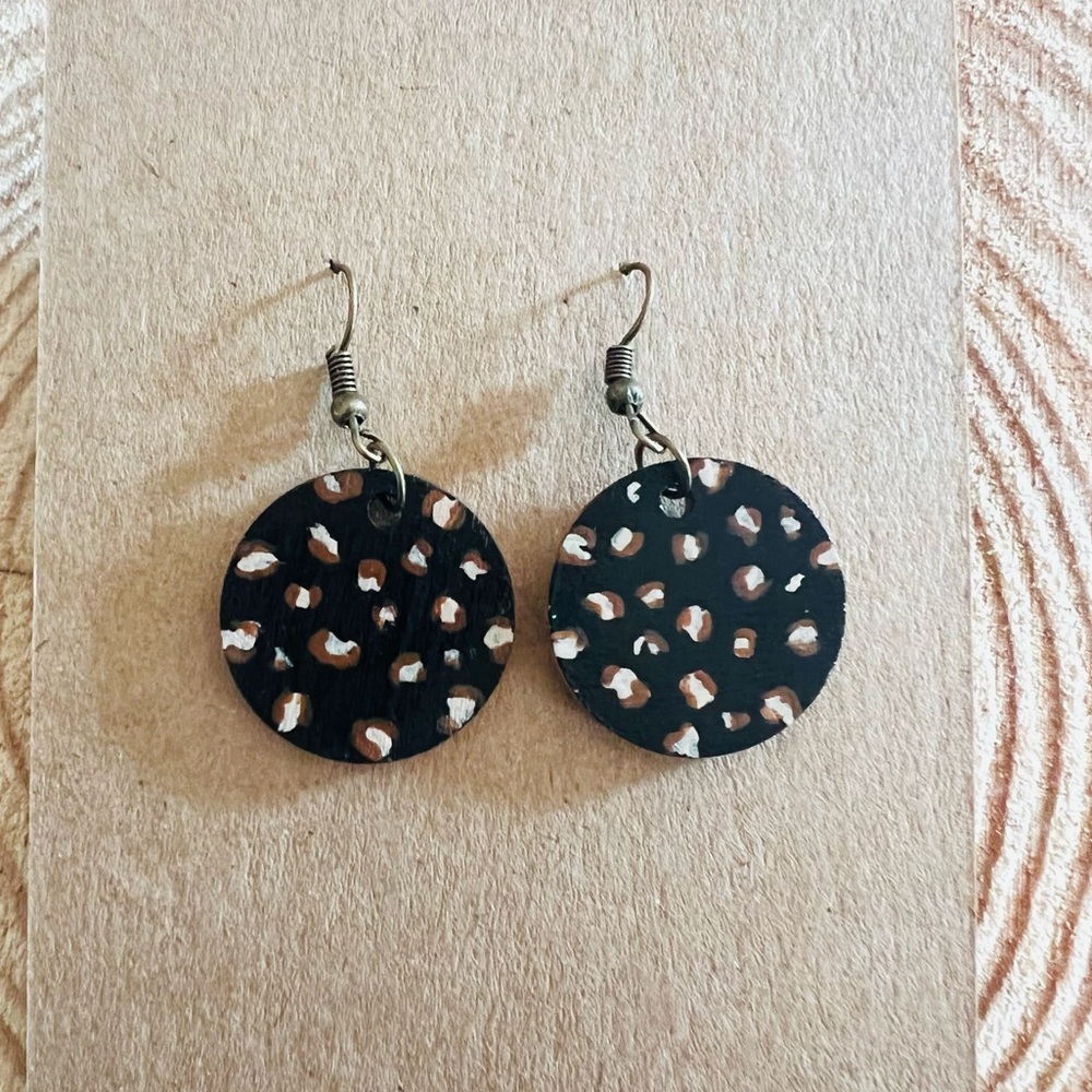Hand painted leopard print earrings BN